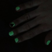 GlowInDark Manicure
